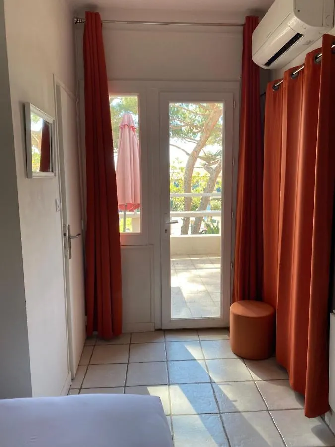 Logis Hotel Restaurant Le Kalliste Hyères