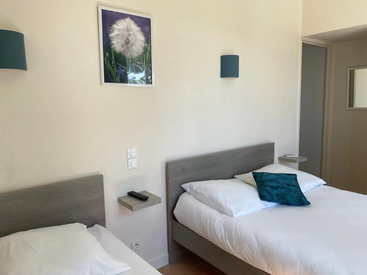 Logis Hotel Restaurant Le Kalliste Hyeres 2*,  France