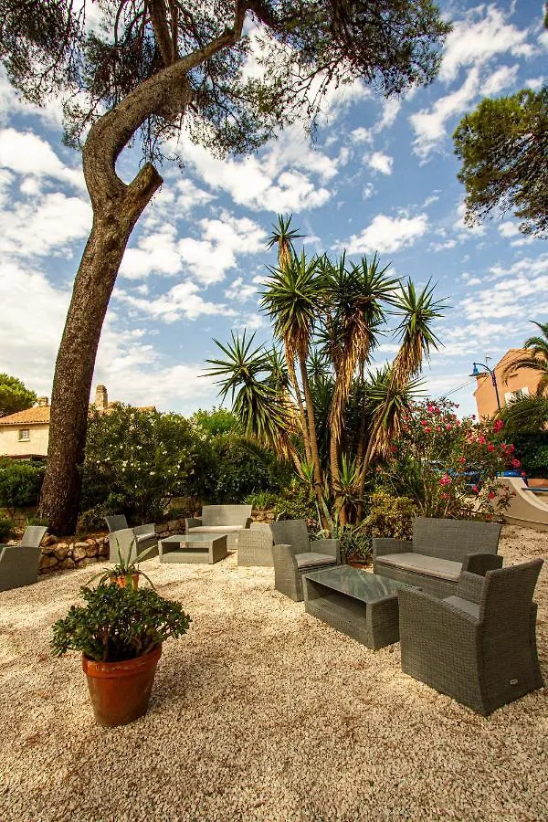 Logis Hotel Restaurant Le Kalliste Hyeres